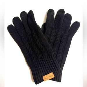 Pendleton Classic Black Cable Knit Gloves